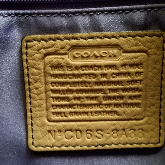 Handbag - Picture 3 of 10